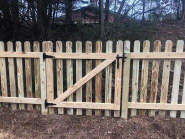 4 Foot Picket Fence | FenceItForU