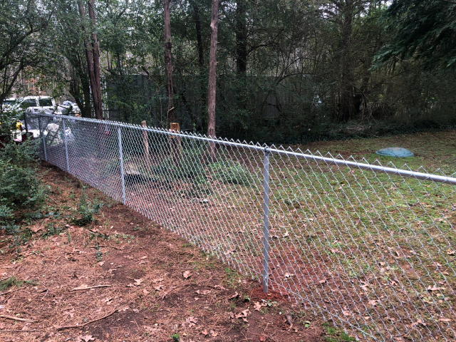 Galvanized-Chain-Link-Fence-2